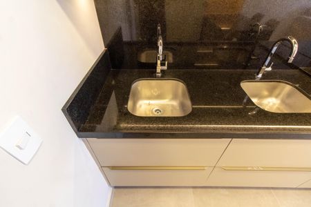 Apartamento para alugar com 33m², 1 quarto e 1 vagaÁREA DE SERVIÇO