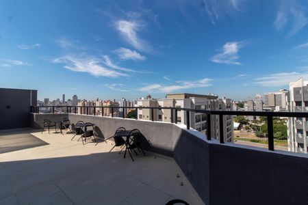 Apartamento para alugar com 33m², 1 quarto e 1 vagaÁREA COMUM LOUNGE - CHURRASQUEIRA 