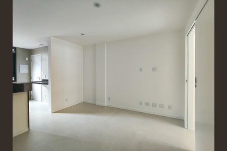 Sala de apartamento para alugar com 1 quarto, 40m² em Maracanã, Rio de Janeiro