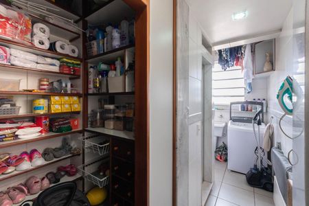 Apartamento à venda com 120m², 3 quartos e 1 vagaÁrea de Serviço
