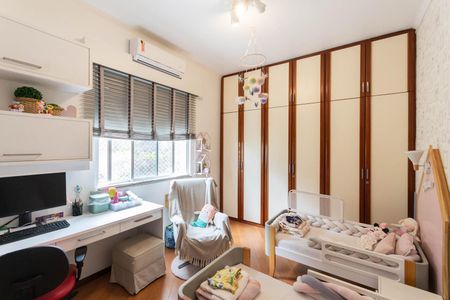 Apartamento à venda com 120m², 3 quartos e 1 vagaQuarto 2