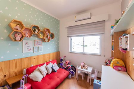 Apartamento à venda com 120m², 3 quartos e 1 vagaQuarto 1