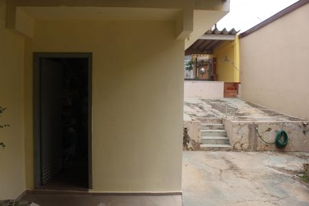 Casa à venda com 97m², 2 quartos e 2 vagasQuintal