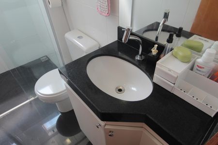 Apartamento à venda com 75m², 3 quartos e 1 vagaBanheiro Social