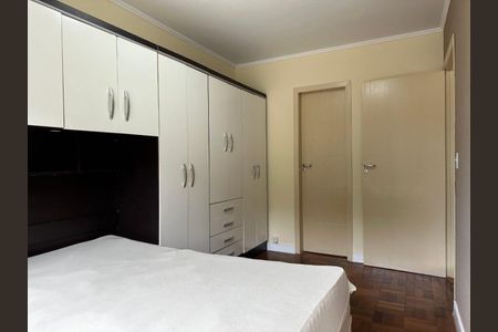Quarto  de apartamento para alugar com 1 quarto, 43m² em Petrópolis, Porto Alegre