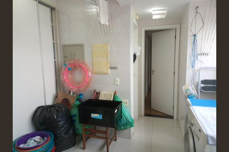 Apartamento à venda com 184m², 3 quartos e 3 vagasLAVANDERIA
