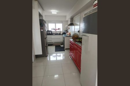 Apartamento à venda com 184m², 3 quartos e 3 vagasCOZINHA