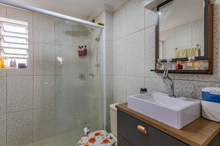 Banheiro de apartamento à venda com 3 quartos, 62m² em Vila Moraes, São Paulo