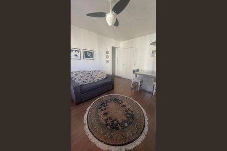 Sala  de apartamento para alugar com 3 quartos, 68m² em Passo d’Areia, Porto Alegre