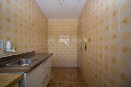 Cozinha  de apartamento para alugar com 1 quarto, 48m² em Azenha, Porto Alegre