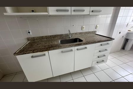 Apartamento à venda com 69m², 2 quartos e 1 vagaCozinha