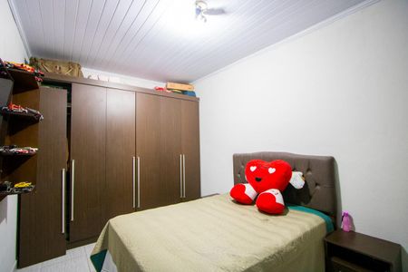 Casa à venda com 240m², 3 quartos e 3 vagas Casa à venda com 240m², 3 quartos e 3 vagasQuarto 1