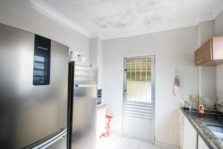 Casa à venda com 240m², 3 quartos e 3 vagas Casa à venda com 240m², 3 quartos e 3 vagasCozinha