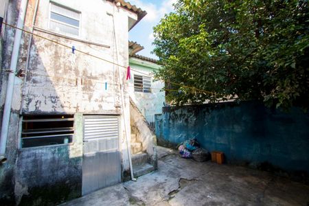 Casa à venda com 240m², 3 quartos e 3 vagas Casa à venda com 240m², 3 quartos e 3 vagasQuintal