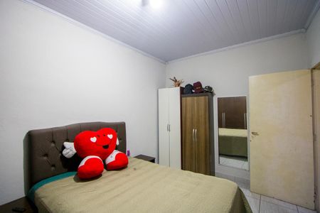 Casa à venda com 240m², 3 quartos e 3 vagas Casa à venda com 240m², 3 quartos e 3 vagasQuarto 1