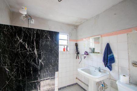 Casa à venda com 240m², 3 quartos e 3 vagas Casa à venda com 240m², 3 quartos e 3 vagasBanheiro do quarto 1