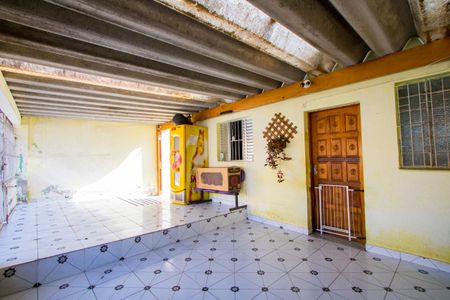 Casa à venda com 240m², 3 quartos e 3 vagas Casa à venda com 240m², 3 quartos e 3 vagasGaragem
