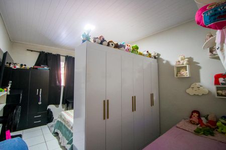Casa à venda com 240m², 3 quartos e 3 vagas Casa à venda com 240m², 3 quartos e 3 vagasQuarto 2