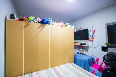 Casa à venda com 240m², 3 quartos e 3 vagas Casa à venda com 240m², 3 quartos e 3 vagasQuarto 2
