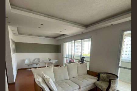 Apartamento à venda com 104m², 3 quartos e 3 vagasFoto 01