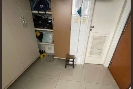 Apartamento à venda com 104m², 3 quartos e 3 vagasFoto 01