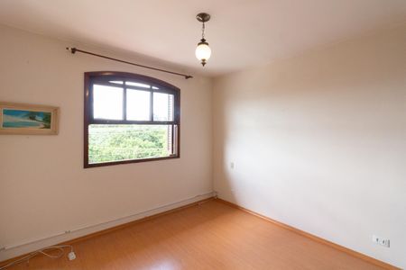 Casa à venda com 152m², 3 quartos e 2 vagas Casa à venda com 152m², 3 quartos e 2 vagasQuarto 3 - Suíte