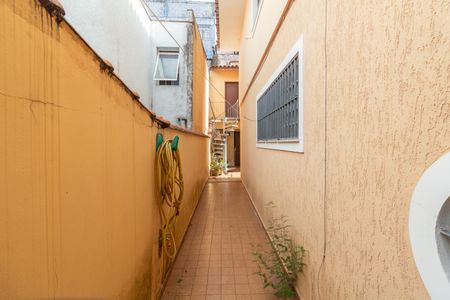 Casa à venda com 152m², 3 quartos e 2 vagas Casa à venda com 152m², 3 quartos e 2 vagasCorredor