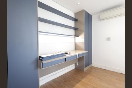 Apartamento para alugar com 280m², 3 quartos e 5 vagasEscritório