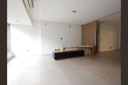 Apartamento para alugar com 280m², 3 quartos e 5 vagasSala