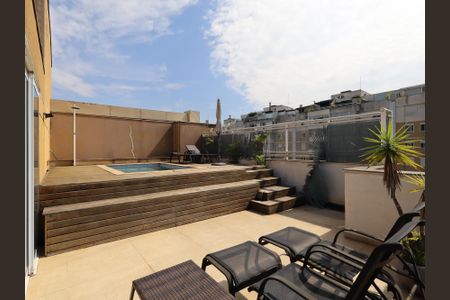 Apartamento para alugar com 280m², 3 quartos e 5 vagasPiscina