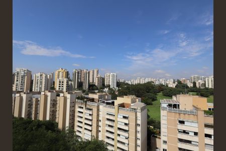 Apartamento para alugar com 280m², 3 quartos e 5 vagasVista
