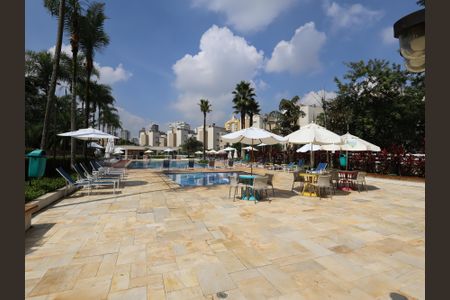 Apartamento para alugar com 280m², 3 quartos e 5 vagasÁrea comum - Piscina