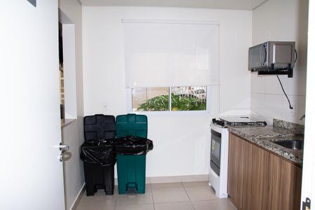 Apartamento para alugar com 39m², 2 quartos e sem vagaÁrea comum - Salão de festas