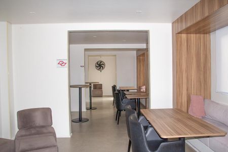Apartamento para alugar com 39m², 2 quartos e sem vagaÁrea comum - Salão de festas