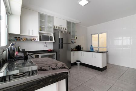 Casa à venda com 131m², 3 quartos e 2 vagas