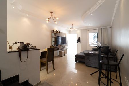 Casa à venda com 131m², 3 quartos e 2 vagas