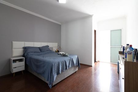 Casa à venda com 131m², 3 quartos e 2 vagas