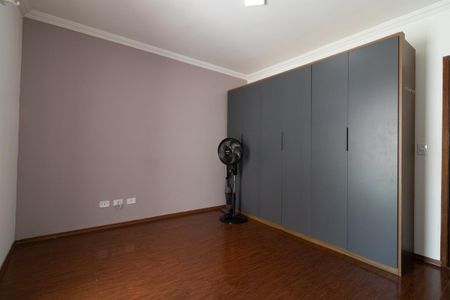 Casa para alugar com 3 quartos, 131m² em Vila Nhocuné, São Paulo