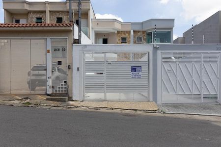 Casa à venda com 131m², 3 quartos e 2 vagas