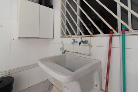 Casa à venda com 131m², 3 quartos e 2 vagas