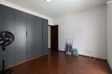 Casa à venda com 131m², 3 quartos e 2 vagas