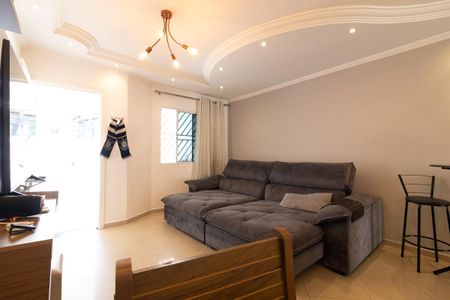 Casa à venda com 131m², 3 quartos e 2 vagas