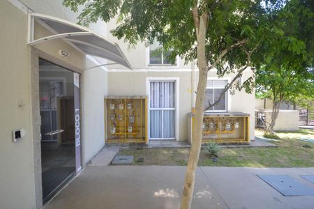 Sala-vista de apartamento para alugar com 2 quartos, 38m² em Valverde, Nova Iguaçu