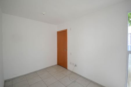 Sala de apartamento para alugar com 2 quartos, 38m² em Valverde, Nova Iguaçu