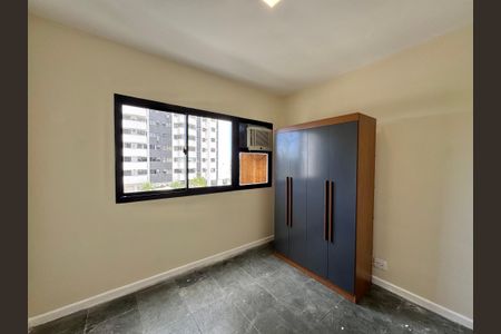 Quarto 1 de apartamento para alugar com 3 quartos, 73m² em Recreio dos Bandeirantes, Rio de Janeiro