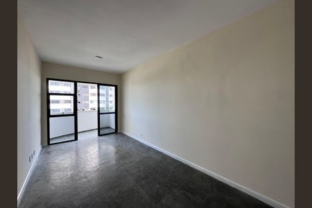 Sala de apartamento para alugar com 3 quartos, 73m² em Recreio dos Bandeirantes, Rio de Janeiro