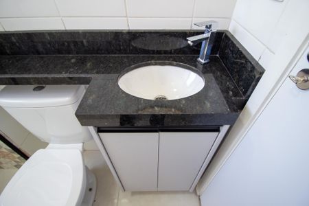 Apartamento para alugar com 44m², 2 quartos e 1 vaga Apartamento para alugar com 44m², 2 quartos e 1 vagaBanheiro