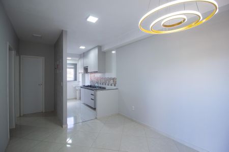 Sala de apartamento para alugar com 2 quartos, 44m² em Jardim Simus, Sorocaba