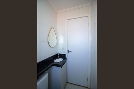 Apartamento para alugar com 44m², 2 quartos e 1 vaga Apartamento para alugar com 44m², 2 quartos e 1 vagaBanheiro