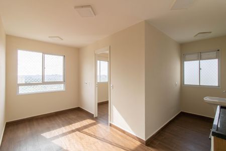 Sala de apartamento para alugar com 2 quartos, 37m² em Vila Flora, Guarulhos